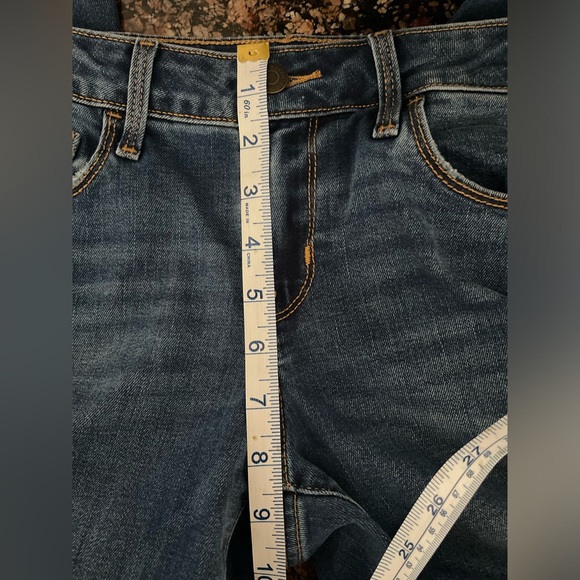 Old Navy Mid-Rise Kicker Boot Cut Jeans Size 00 - Picture 12 of 12